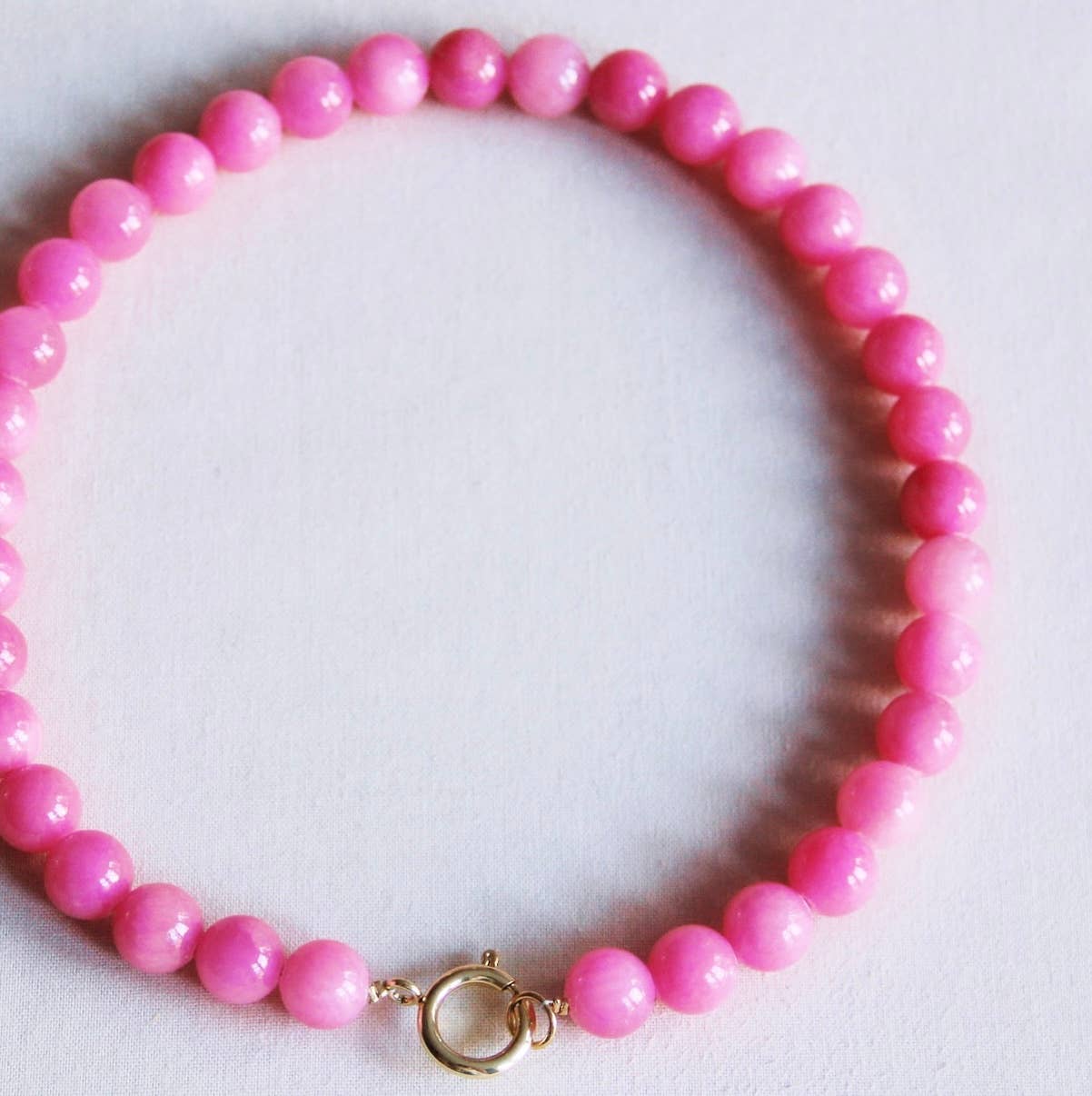 Natural stone bead necklace XL - fuchsia