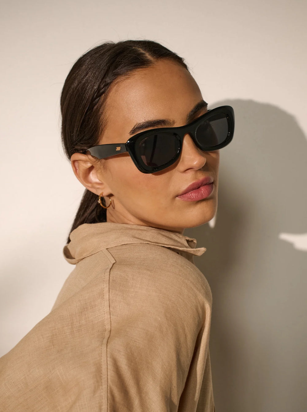 TIARNIE RETRO OVAL SUNGLASSES