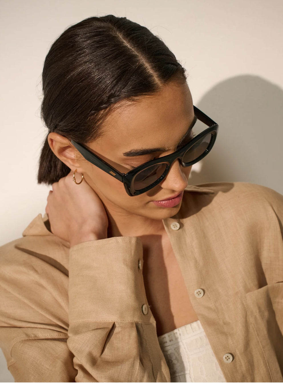 TIARNIE RETRO OVAL SUNGLASSES